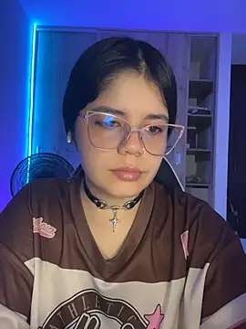 Snapshot of pretty_angela1 chatting on 26, 6, 2026 pretty angela1 online show from 26, 6, 2026