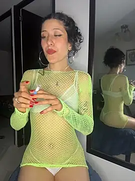 Snapshot of indira_k chatting on 9, 5, 2026 indira k online show from 9, 5, 2026