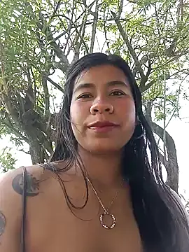 Pamelamilkk 1007 online show from 11, 1, 2025