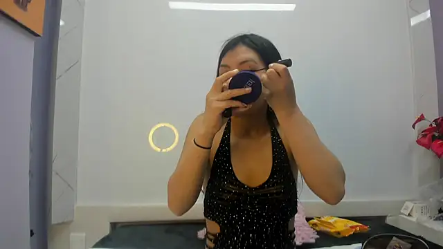 Snapshot of Chloe_Martini chatting on 11, 10, 2025 Chloe Martini online show from 11, 10, 2025