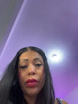 Snapshot of KarolRubi1 chatting on 7, 3, 2026 KarolRubi1 online show from 7, 3, 2026