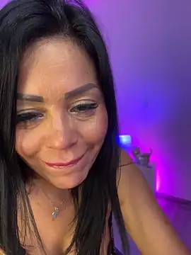 Snapshot of KarolRubi1 chatting on 12, 4, 2026 KarolRubi1 online show from 12, 4, 2026