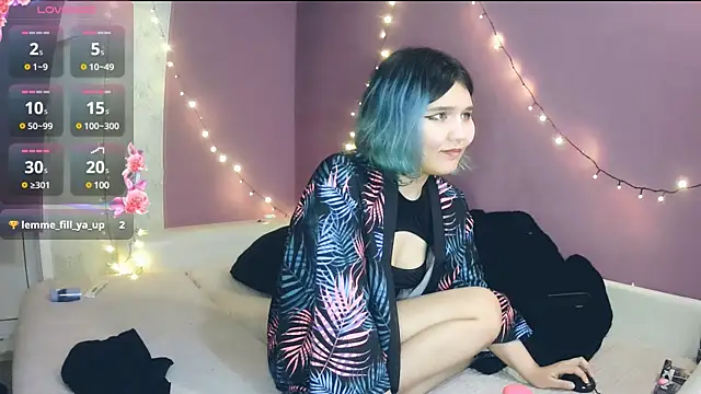 Snapshot of Saika_Chan chatting on 27, 12, 2024 Saika Chan online show from 27, 12, 2024