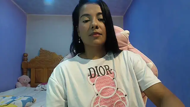 Snapshot of Coral0403 chatting on 5, 11, 2025 Coral0403 online show from 5, 11, 2025