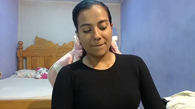 Coral0403 online show from 5, 3, 2026