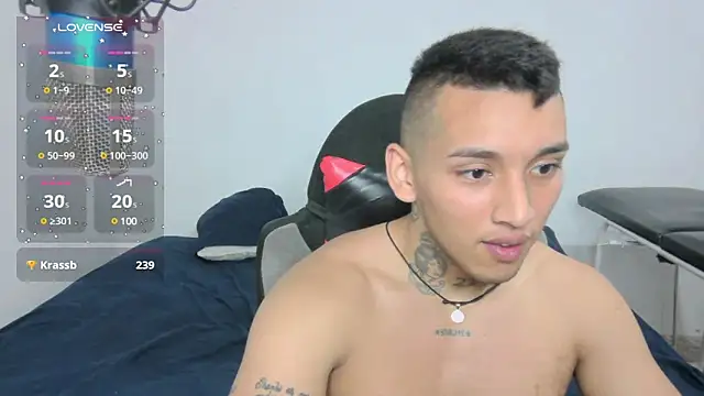 Snapshot of David_Adams2003 chatting on 21, 2, 2025 David Adams2003 online show from 21, 2, 2025