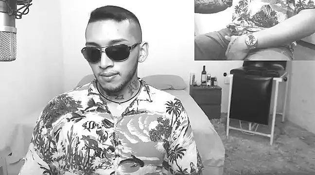 Snapshot of David_Adams2003 chatting on 15, 3, 2025 David Adams2003 online show from 15, 3, 2025