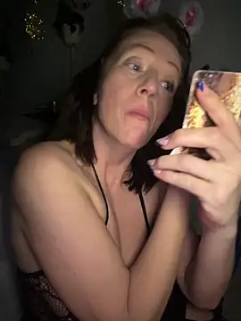 AlessasRoom online show from 5, 4, 2026