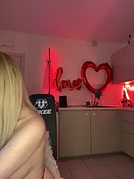 Snapshot of SOFYandMIKE chatting on 13, 2, 2026 SOFYandMIKE online show from 13, 2, 2026