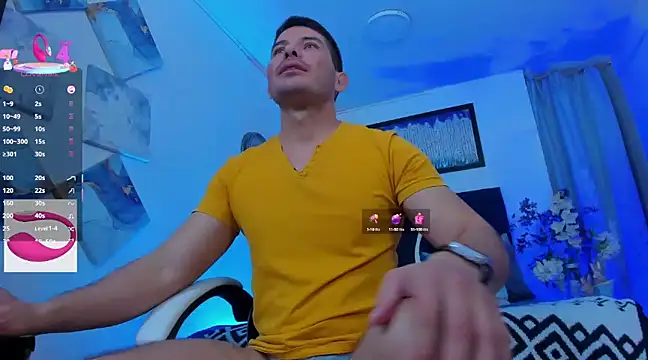 Snapshot of Andrewstelle_coleman chatting on 14, 2, 2025 Andrewstelle coleman online show from 14, 2, 2025