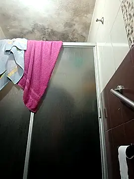 chinoxxx online show from 17, 4, 2026