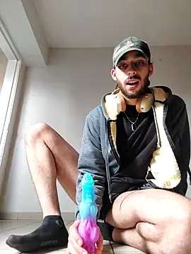 Snapshot of Levi_Latino chatting on 25, 10, 2025 Levi Latino online show from 25, 10, 2025