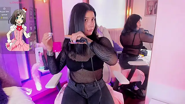 Snapshot of Nathalia_Stone chatting on 17, 9, 2025 Nathalia Stone online show from 17, 9, 2025