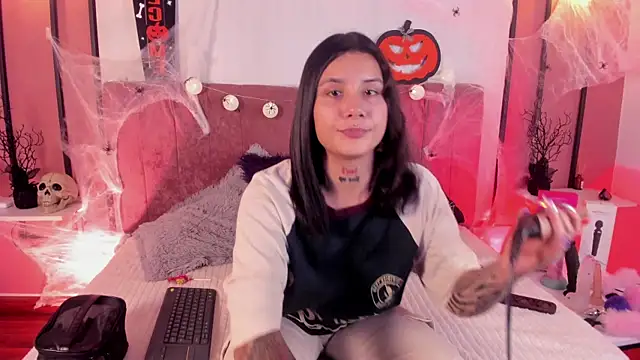 Snapshot of Nathalia_Stone chatting on 4, 10, 2025 Nathalia Stone online show from 4, 10, 2025