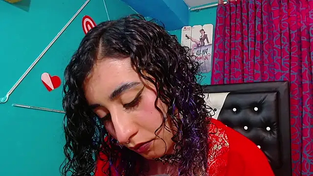 Snapshot of valerie_mase chatting on 11, 9, 2025 valerie mase online show from 11, 9, 2025