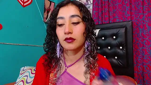 Snapshot of valerie_mase chatting on 30, 10, 2025 valerie mase online show from 30, 10, 2025