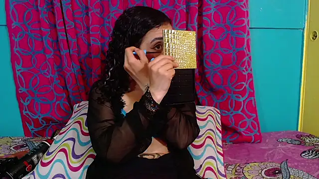 Snapshot of valerie_mase chatting on 18, 11, 2025 valerie mase online show from 18, 11, 2025