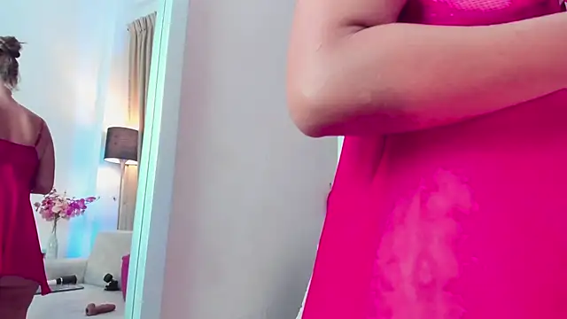 EloiseQuinn online show from 15, 2, 2025