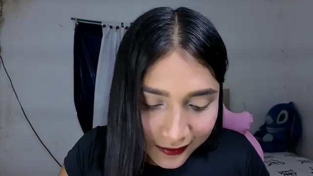 Miss noah18 online show from 9, 9, 2025