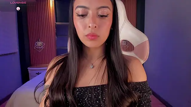 Snapshot of Camila_dupont chatting on 1, 10, 2025 Camila dupont online show from 1, 10, 2025