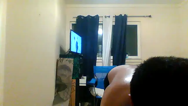 Snapshot of k1oudE chatting on 1, 2, 2025 k1oudE online show from 1, 2, 2025