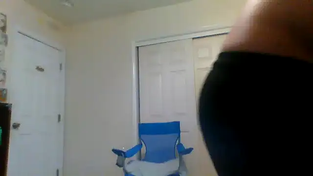 Snapshot of k1oudE chatting on 2, 2, 2025 k1oudE online show from 2, 2, 2025