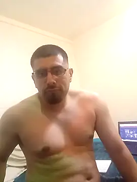 Snapshot of k1oudE chatting on 20, 2, 2025 k1oudE online show from 20, 2, 2025