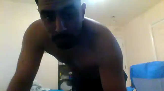 Snapshot of k1oudE chatting on 20, 2, 2025 k1oudE online show from 20, 2, 2025