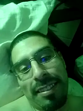 Snapshot of k1oudE chatting on 17, 3, 2025 k1oudE online show from 17, 3, 2025