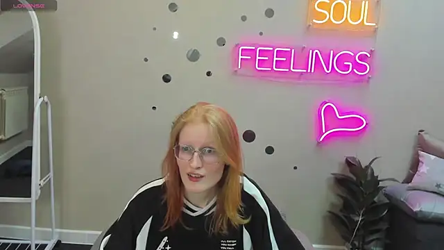 Snapshot of ElizabethHarpper chatting on 17, 1, 2025 ElizabethHarpper online show from 17, 1, 2025