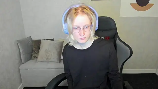 Snapshot of ElizabethHarpper chatting on 25, 9, 2025 ElizabethHarpper online show from 25, 9, 2025