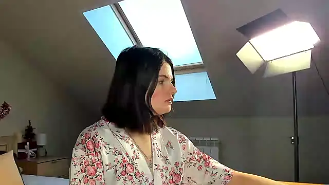 Snapshot of CharlotteMitchell chatting on 9, 1, 2025 CharlotteMitchell online show from 9, 1, 2025