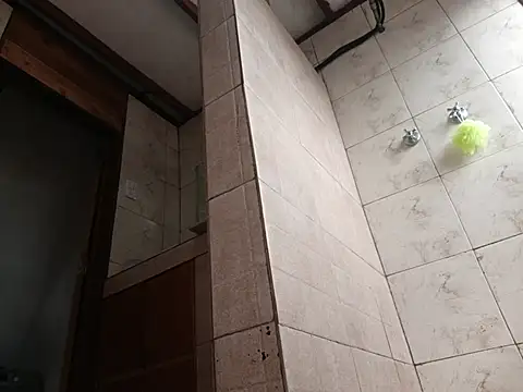 Snapshot of Rocket1978 chatting on 1, 12, 2025 Rocket1978 online show from 1, 12, 2025