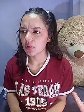 Danni shy online show from 24, 1, 2025