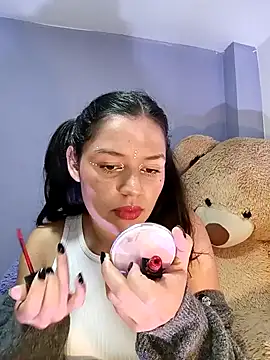 Danni shy online show from 26, 1, 2025