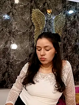 Danni shy online show from 18, 2, 2025