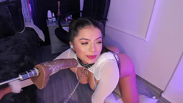 daniiphoeniixx online show from 15, 3, 2025