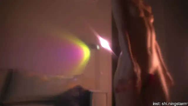 alittlestarrr online show from 19, 3, 2025