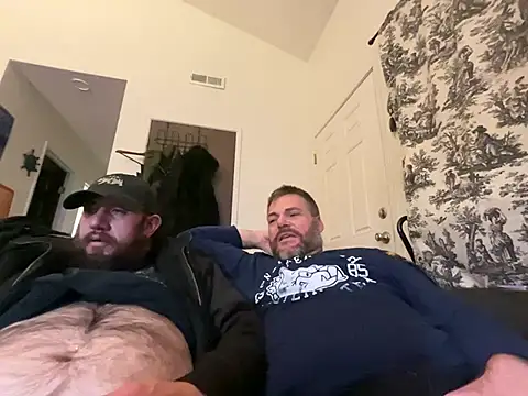 Snapshot of StruggleSnuggles chatting on 2, 1, 2025 StruggleSnuggles online show from 2, 1, 2025