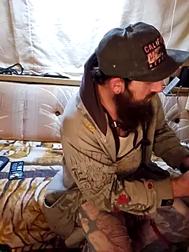 Snapshot of StruggleSnuggles chatting on 24, 10, 2025 StruggleSnuggles online show from 24, 10, 2025