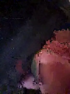 Snapshot of StruggleSnuggles chatting on 17, 11, 2025 StruggleSnuggles online show from 17, 11, 2025