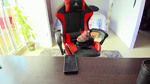 Adam Valenciia online show from 18, 9, 2025