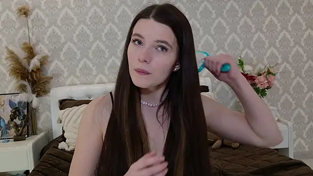 Nellie Medina online show from 28, 1, 2025