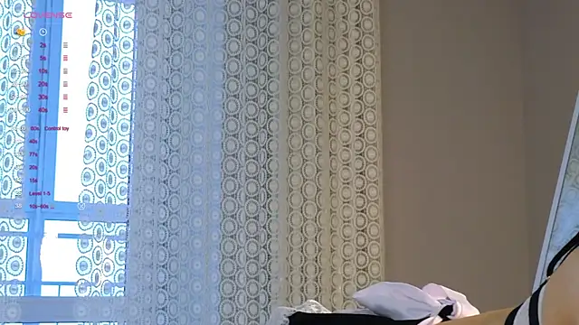 Snapshot of DaisyHearl chatting on 9, 2, 2025 DaisyHearl online show from 9, 2, 2025