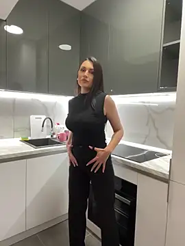 Snapshot of claraxjoyy chatting on 11, 1, 2025 claraxjoyy online show from 11, 1, 2025