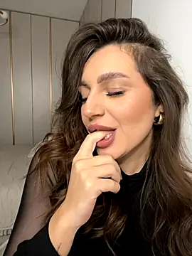 Snapshot of claraxjoyy chatting on 8, 11, 2025 claraxjoyy online show from 8, 11, 2025