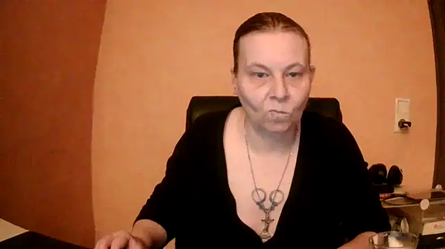 Snapshot of Sweet_Phoenix chatting on 15, 1, 2025 Sweet Phoenix online show from 15, 1, 2025
