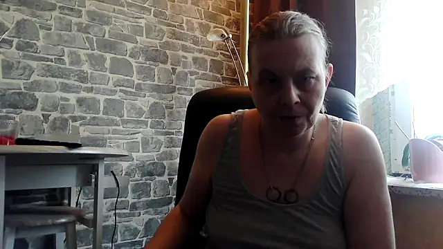 Snapshot of Sweet_Phoenix chatting on 28, 2, 2025 Sweet Phoenix online show from 28, 2, 2025
