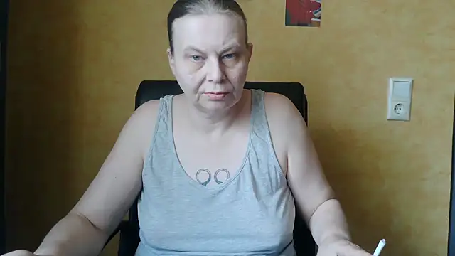 Snapshot of Sweet_Phoenix chatting on 10, 9, 2025 Sweet Phoenix online show from 10, 9, 2025