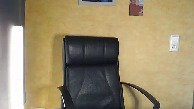 Snapshot of Sweet_Phoenix chatting on 25, 9, 2025 Sweet Phoenix online show from 25, 9, 2025